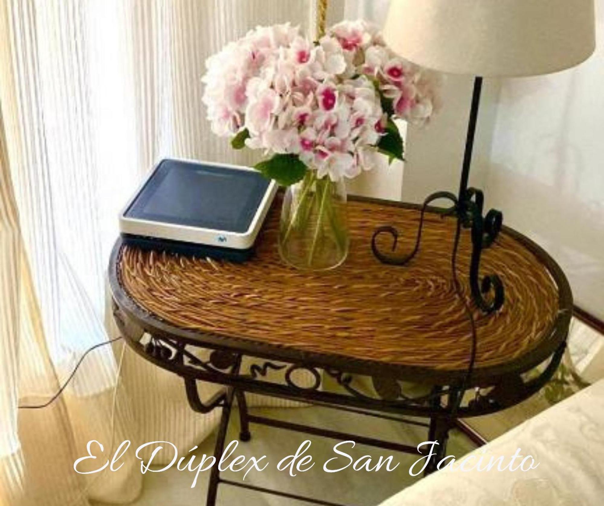 El Duplex De San Jacinto Daire Sevilla Dış mekan fotoğraf