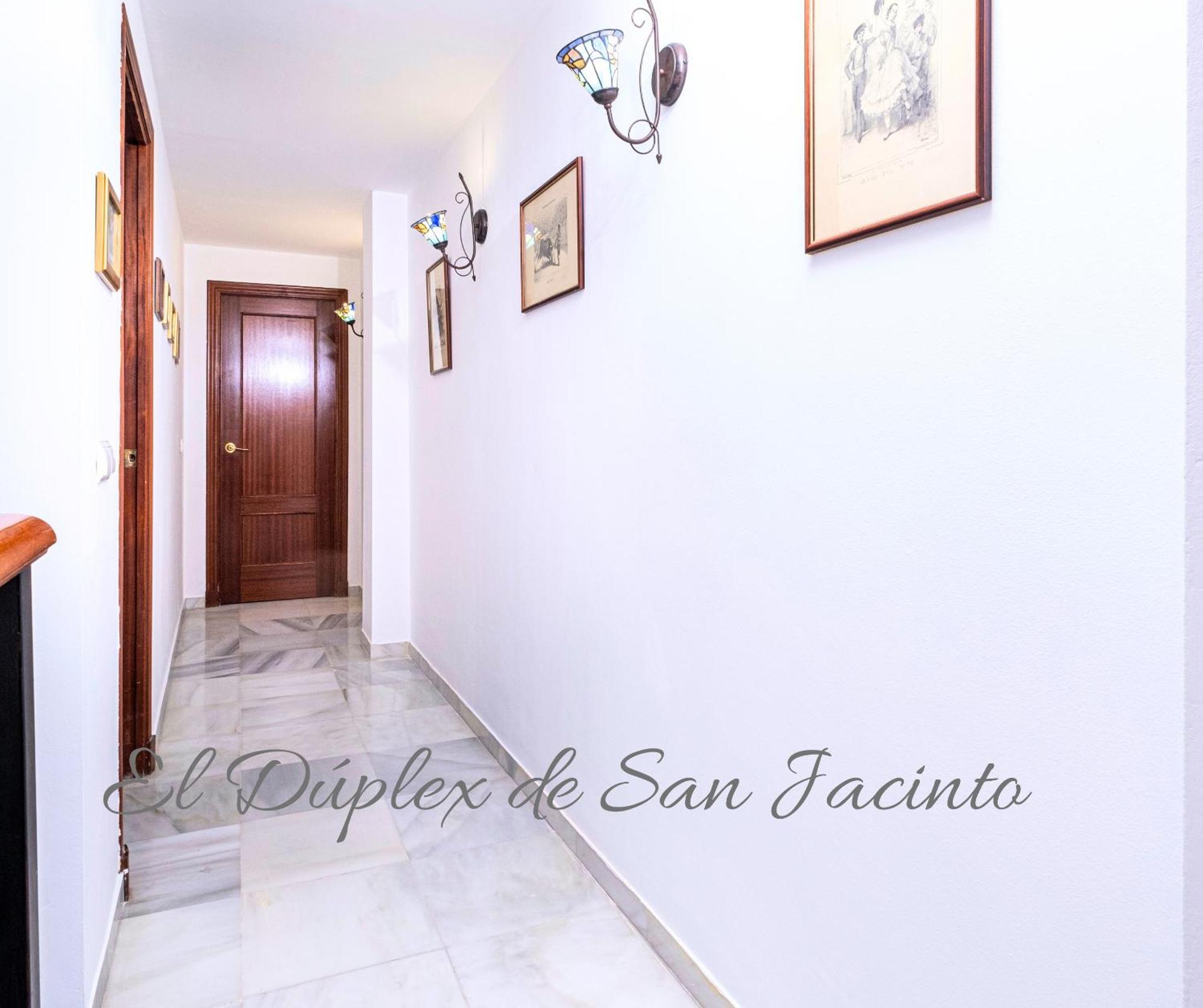 El Duplex De San Jacinto Daire Sevilla Dış mekan fotoğraf