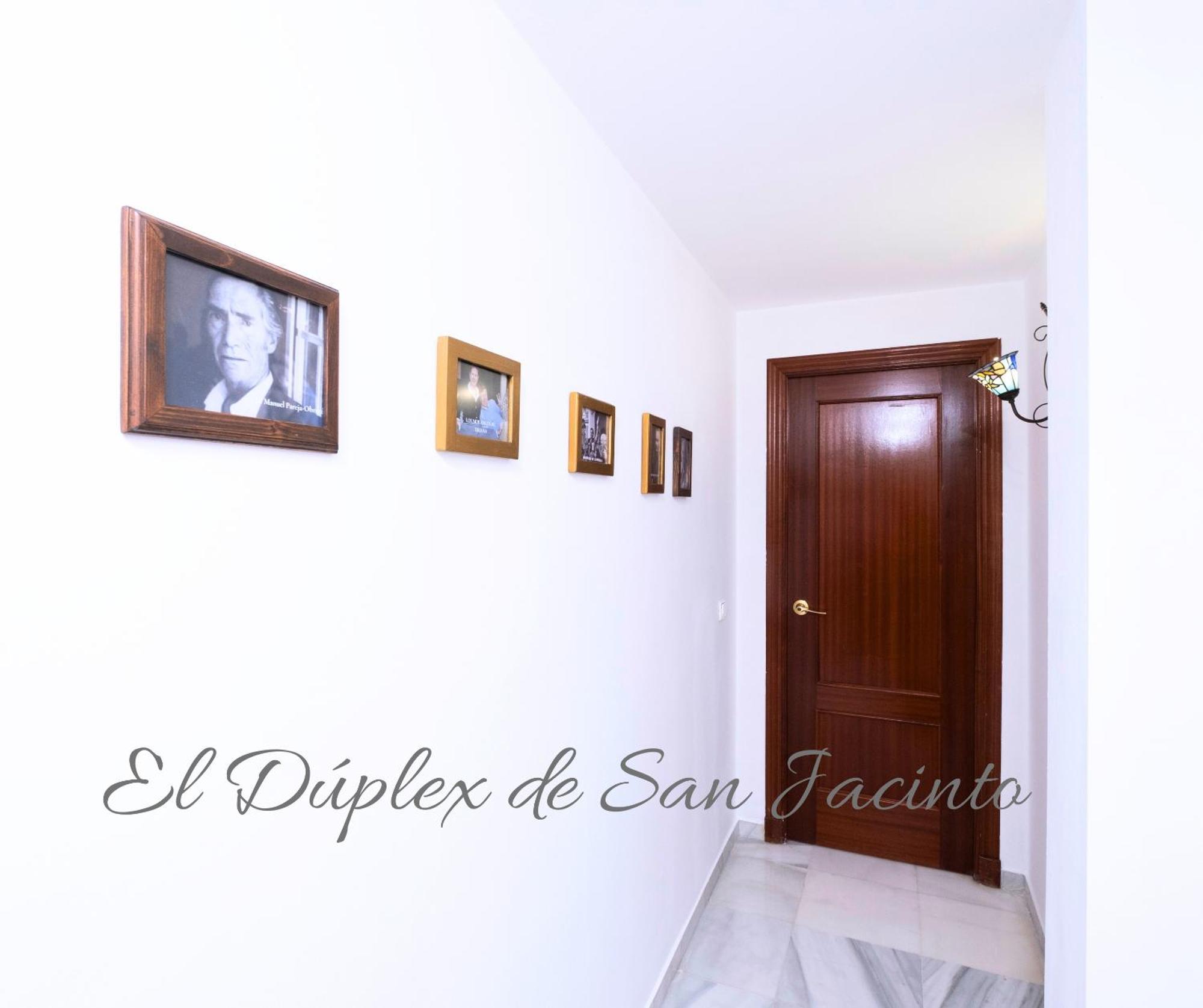 El Duplex De San Jacinto Daire Sevilla Dış mekan fotoğraf
