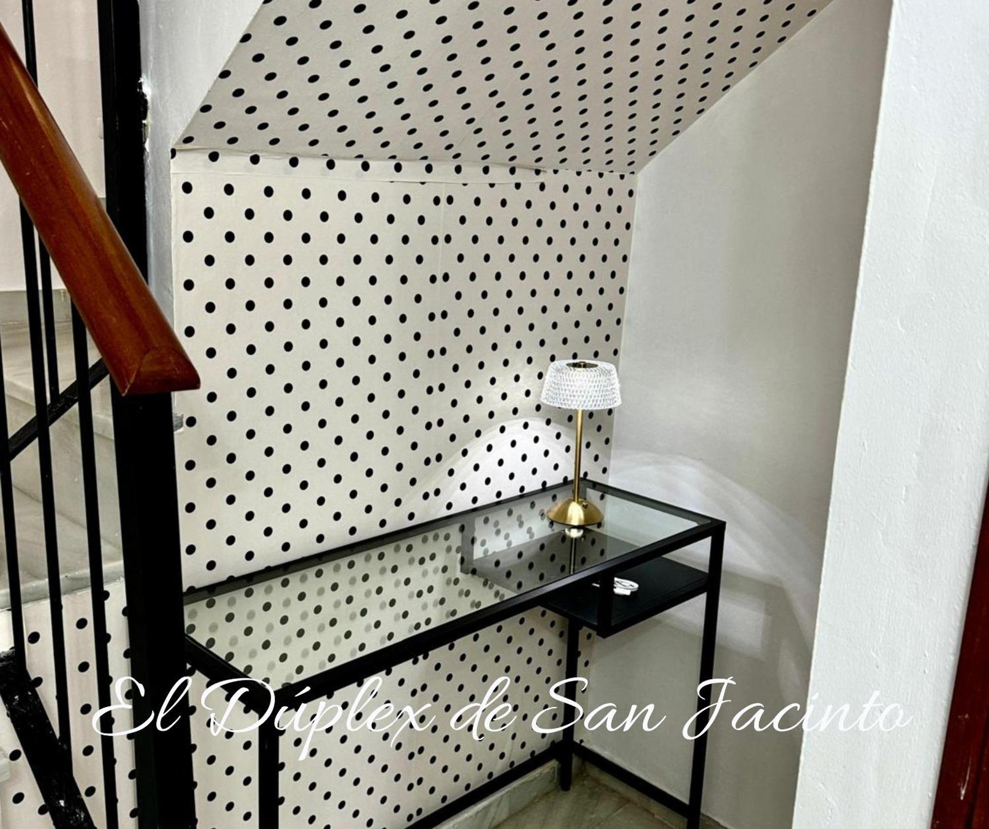 El Duplex De San Jacinto Daire Sevilla Dış mekan fotoğraf