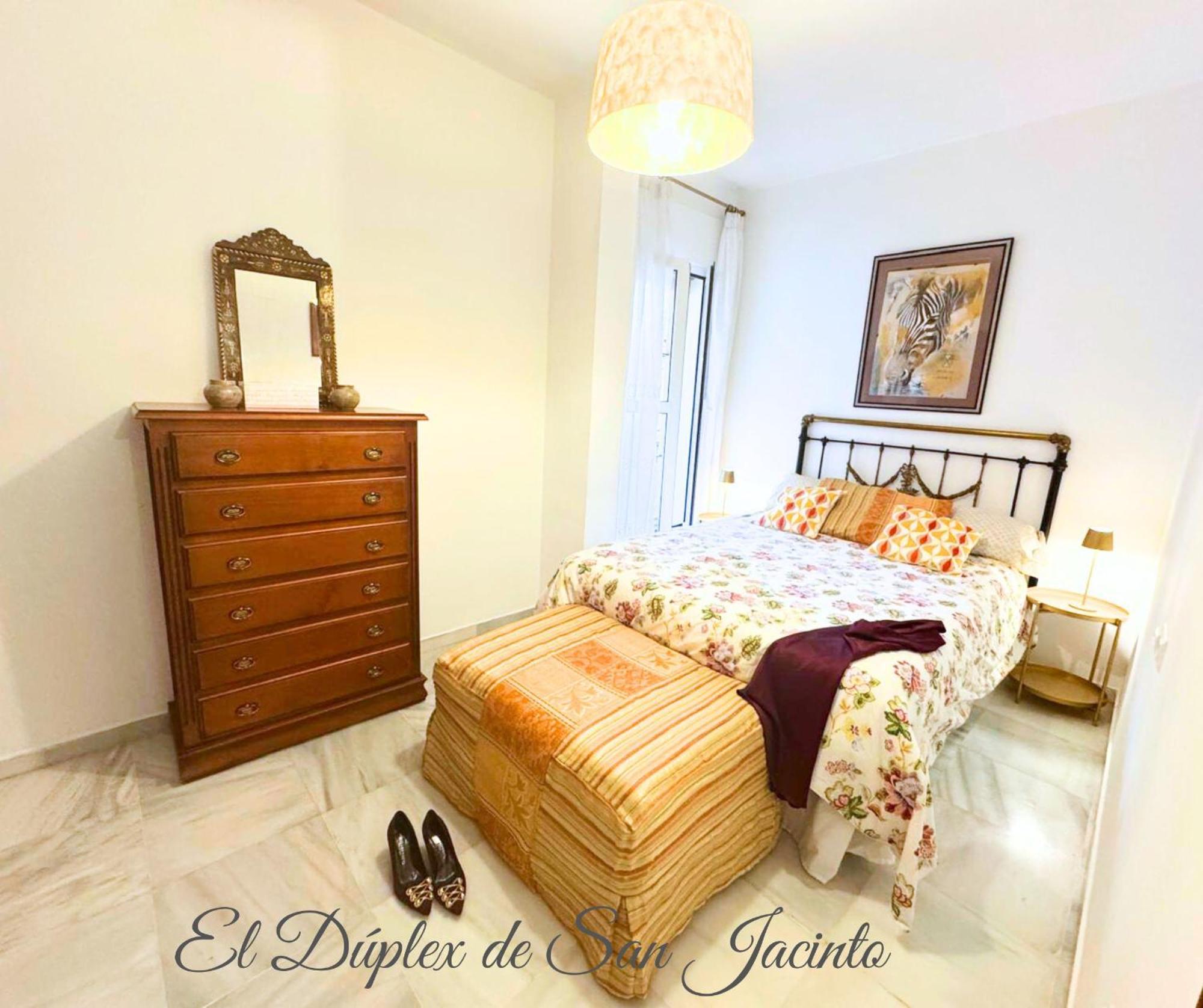 El Duplex De San Jacinto Daire Sevilla Dış mekan fotoğraf